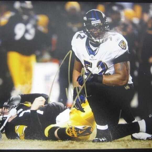 Ray Lewis signed 8x10 Photo w/COA (Baltimore Ravens)